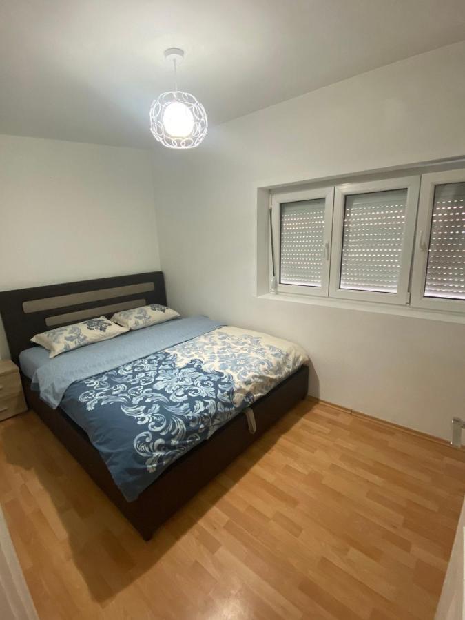 شقة Apartman Nikšić المظهر الخارجي الصورة